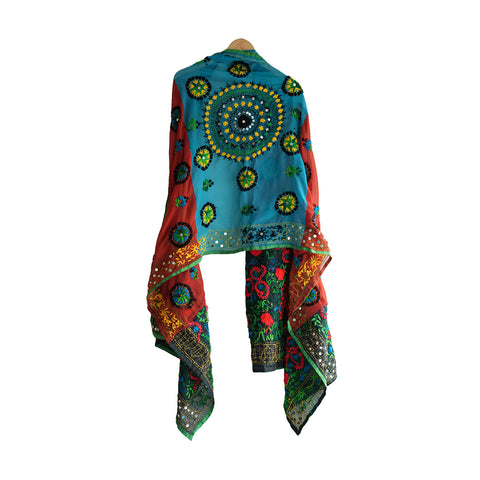 Handcrafted Phulkari Dupattas: A Touch of Tradition for Every Outfit