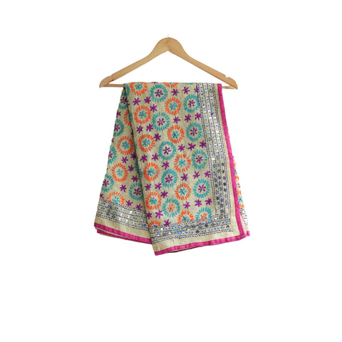 Handcrafted Phulkari Dupattas: A Touch of Tradition for Every Outfit