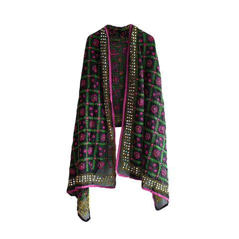 Handcrafted Phulkari Dupattas: A Touch of Tradition for Every Outfit