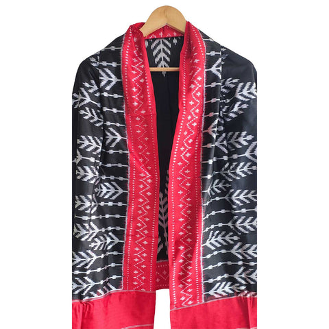 Eternal Beauty Handwoven Pochampally Ikat Silk Dupatta with Zari Elegance