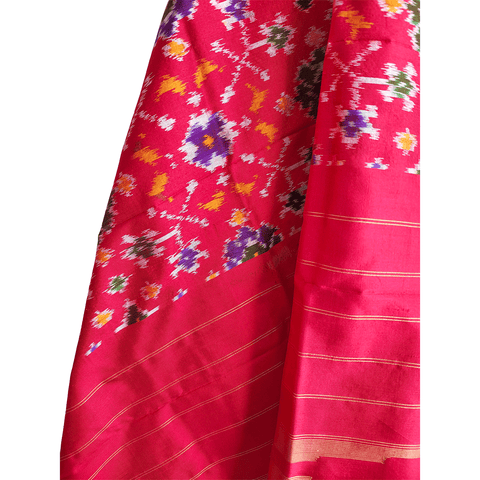 Eternal Beauty Handwoven Pochampally Ikat Silk Dupatta with Zari Elegance
