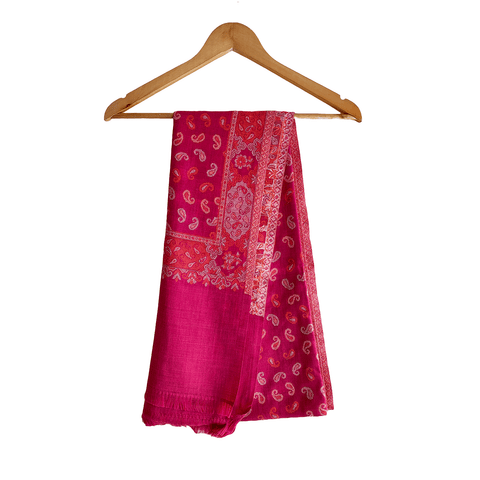 Fuchsia Paisley Delight: Embroidered Wool Stole