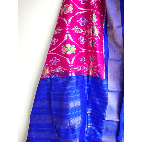 Eternal Beauty Handwoven Pochampally Ikat Silk Dupatta with Zari Elegance