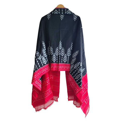 Eternal Beauty Handwoven Pochampally Ikat Silk Dupatta with Zari Elegance