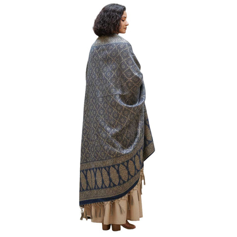 India scarves Banarasi Brocade with Floral Grid, Ornamental Border, and Tassel Finish