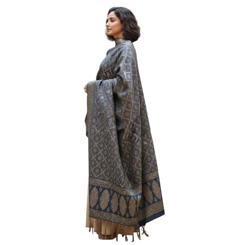 India scarves Banarasi Brocade with Floral Grid, Ornamental Border, and Tassel Finish