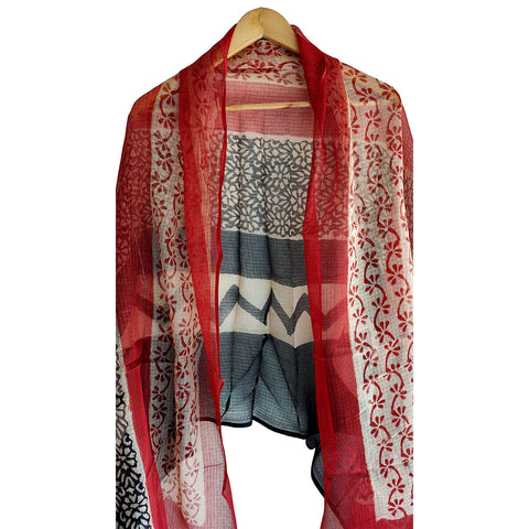 India Scarves Bagru Hand Block Floral kota Doria silk cotton Dupatta(Red And Black)