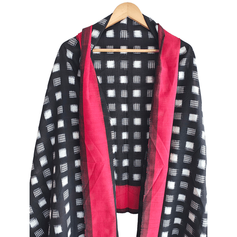 Eternal Beauty Handwoven Pochampally Ikat Silk Dupatta with Zari Elegance