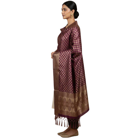 India scarves Banarasi Brocade with Floral Grid, Ornamental Border, and Tassel Finish