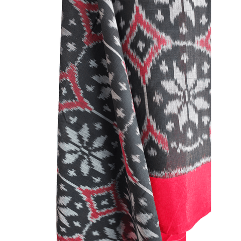 Eternal Beauty Handwoven Pochampally Ikat Silk Dupatta with Zari Elegance