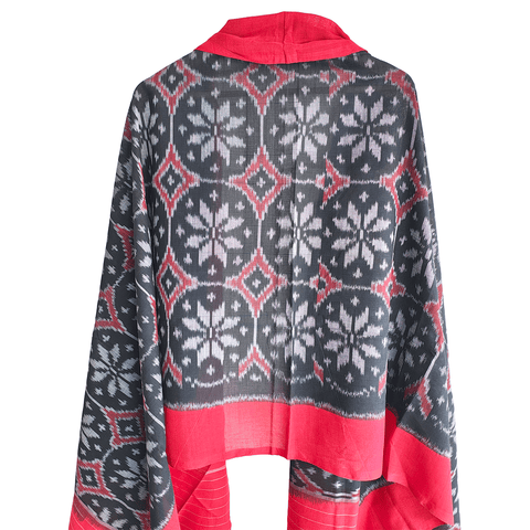 Eternal Beauty Handwoven Pochampally Ikat Silk Dupatta with Zari Elegance