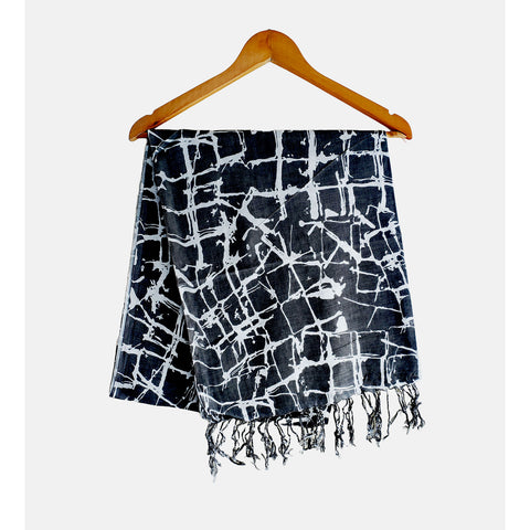 India Scarves Women's Viscose Geoi Design black and white colour Fragrance Stole, 75 Cm x 185 Cm