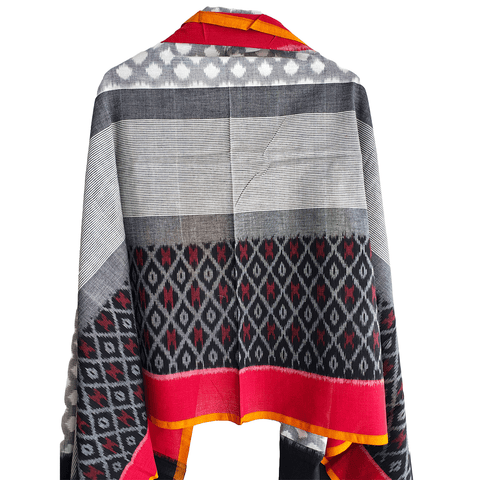 Eternal Beauty Handwoven Pochampally Ikat Silk Dupatta with Zari Elegance