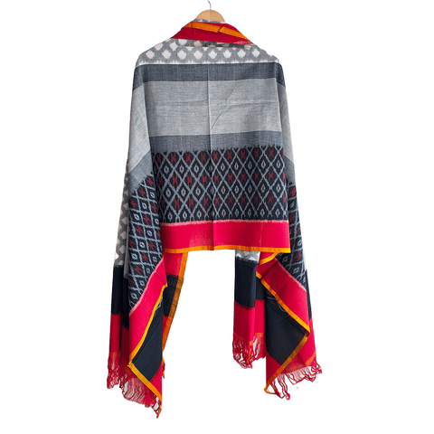 Eternal Beauty Handwoven Pochampally Ikat Silk Dupatta with Zari Elegance