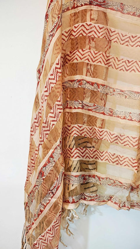 Kalamkari silk floral Stole (Light orange)