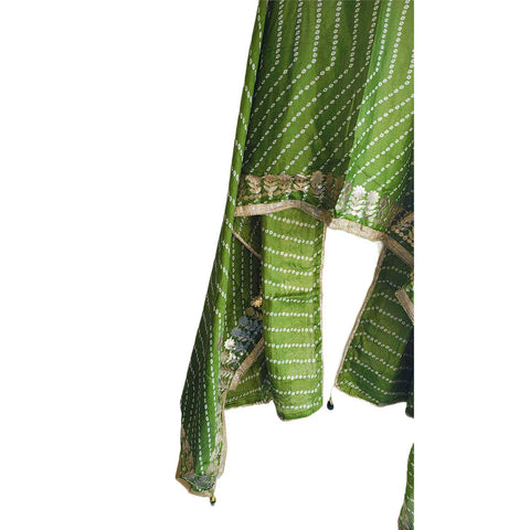 Bandhani Print Dupatta with Golden Floral Lace Border, Lightweight Ethnic Silk for Women Light Green