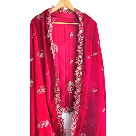 Embroidered pattern close-up on Velvet Dupatta