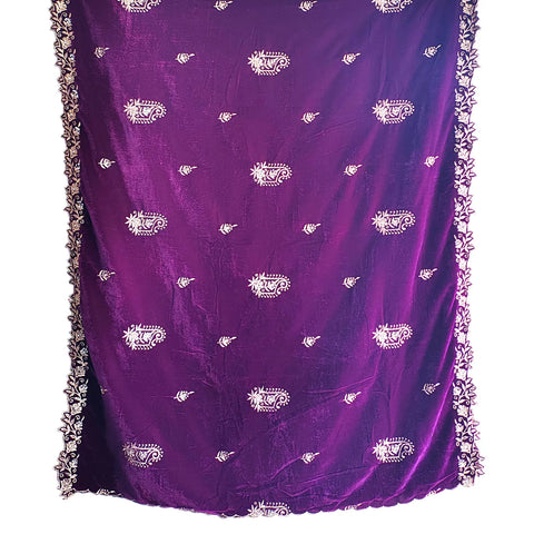 Embroidered pattern close-up on Velvet Dupatta