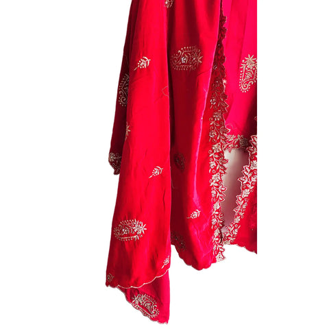 Embroidered pattern close-up on Velvet Dupatta