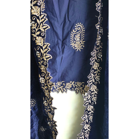 Embroidered pattern close-up on Velvet Dupatta