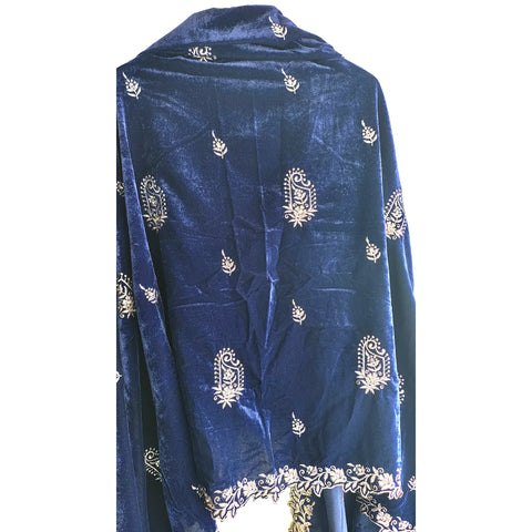 Embroidered pattern close-up on Velvet Dupatta
