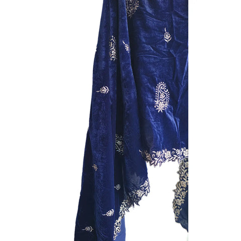 Embroidered pattern close-up on Velvet Dupatta
