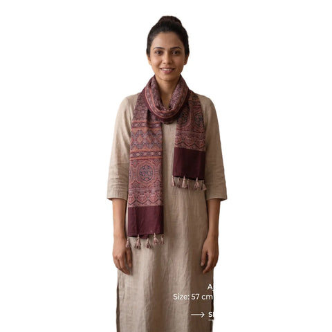 Maroon Ajrakh cotton stole ISAK16-11B worn by model — Kutch hand block print ethnic scarf — Indiascarves