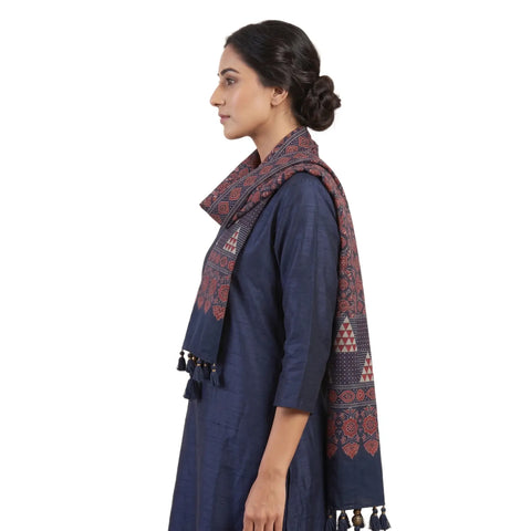 Navy blue Ajrakh printed cotton stole ISAK16-12A — 55x210 cm traditional dupatta with tassel fringe — Indiascarves