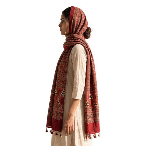 Red Ajrakh cotton stole ISAK16-12D worn by model — Kutch hand block print ethnic scarf — Indiascarves