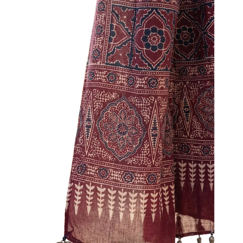 Maroon Ajrakh cotton stole ISAK16-14D — close-up of intricate Ajrakh block print motifs — Indiascarves