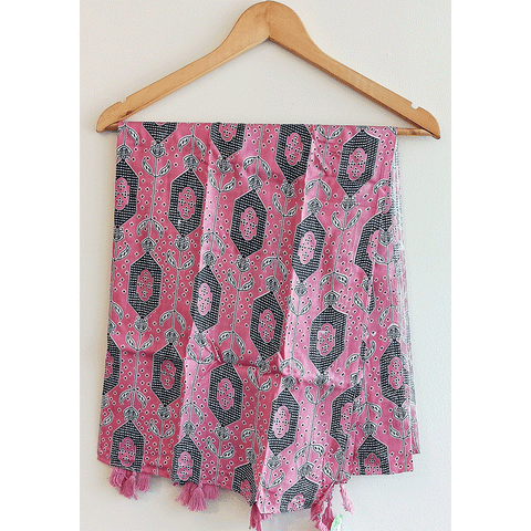 India Scarves Women's Viscose Geoi Design Red,Green,white and green colour Fragrance Stole, 75 Cm x 185 Cm, With Free Hanger