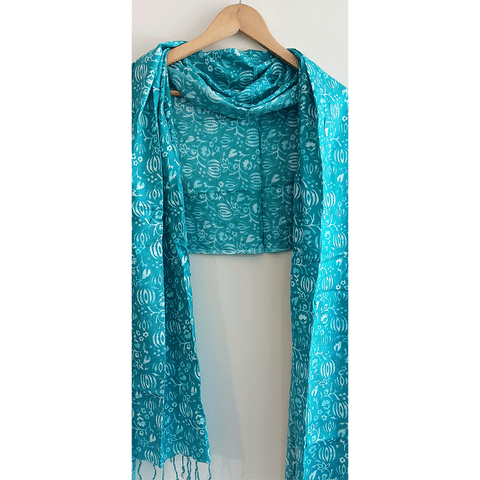 India Scarves Women's Viscose Geoi Design Red,Green,white and green colour Fragrance Stole, 75 Cm x 185 Cm, With Free Hanger