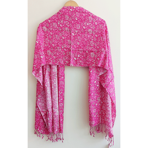 India Scarves Women's Viscose Geoi Design Red,Green,white and green colour Fragrance Stole, 75 Cm x 185 Cm, With Free Hanger