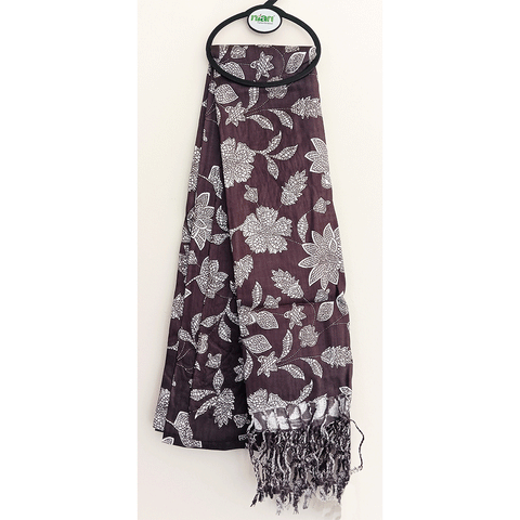 India Scarves Women's Viscose Geoi Design Red,Green,white and green colour Fragrance Stole, 75 Cm x 185 Cm, With Free Hanger