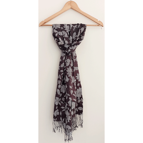 India Scarves Women's Viscose Geoi Design Red,Green,white and green colour Fragrance Stole, 75 Cm x 185 Cm, With Free Hanger