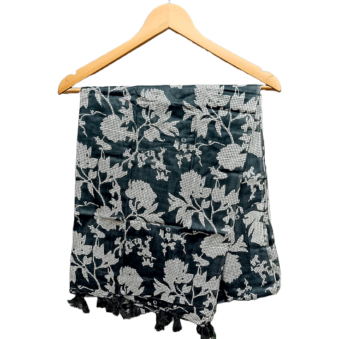 India Scarves Women's Viscose Geoi Design Red,Green,white and green colour Fragrance Stole, 75 Cm x 185 Cm, With Free Hanger