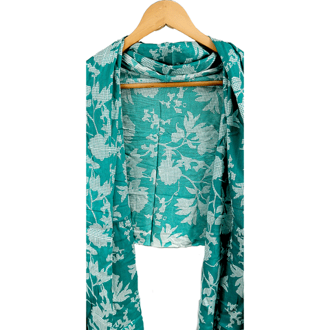 India Scarves Women's Viscose Geoi Design Red,Green,white and green colour Fragrance Stole, 75 Cm x 185 Cm, With Free Hanger