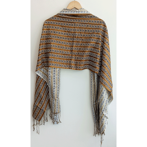 India Scarves Women's Viscose Geoi Design Red,Green,white and green colour Fragrance Stole, 75 Cm x 185 Cm, With Free Hanger