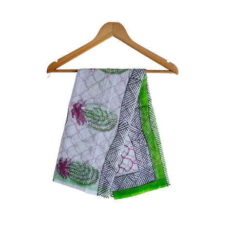 India Scarves Bagru Hand Block Floral kota Doria silk cotton Dupatta(Light Green And White)