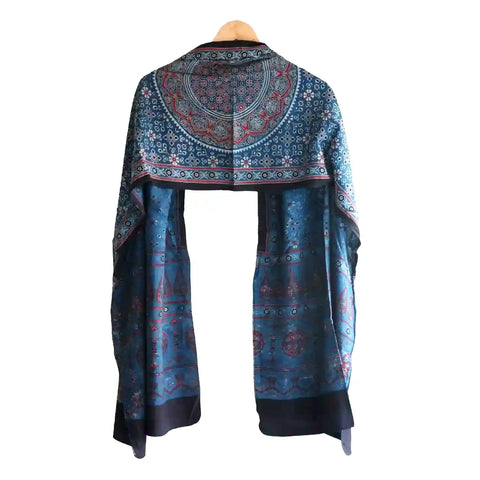 Ajrakh Geometric Motif Close-Up ISYVBH-C07 | Handcrafted Block Print Detail