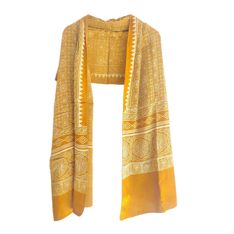 Ajrakh Geometric Motif Close-Up ISYVBH-D05 | Handcrafted Block Print Detail