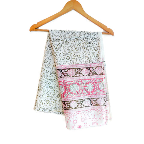 Ivory Olive Vine Kalamkari Cotton Stole – border detail