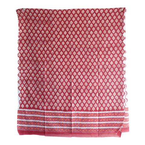 Close-up of beige buti Sanganeri block print on maroon mul cotton – ISYVSK-A17