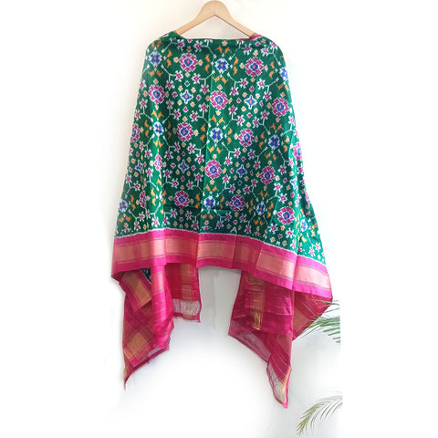 Eternal Beauty Handwoven Pochampally Ikat Silk Dupatta with Zari Elegance