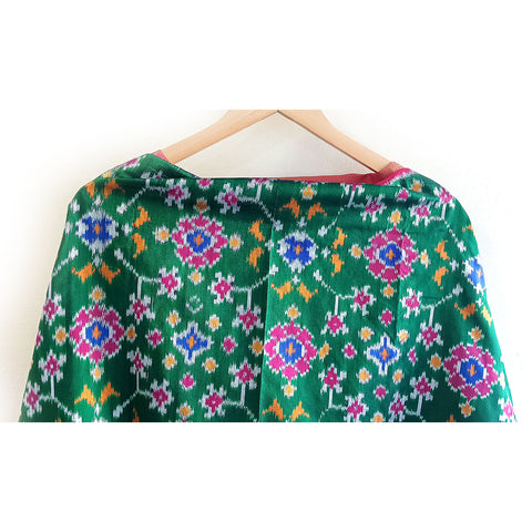 Eternal Beauty Handwoven Pochampally Ikat Silk Dupatta with Zari Elegance